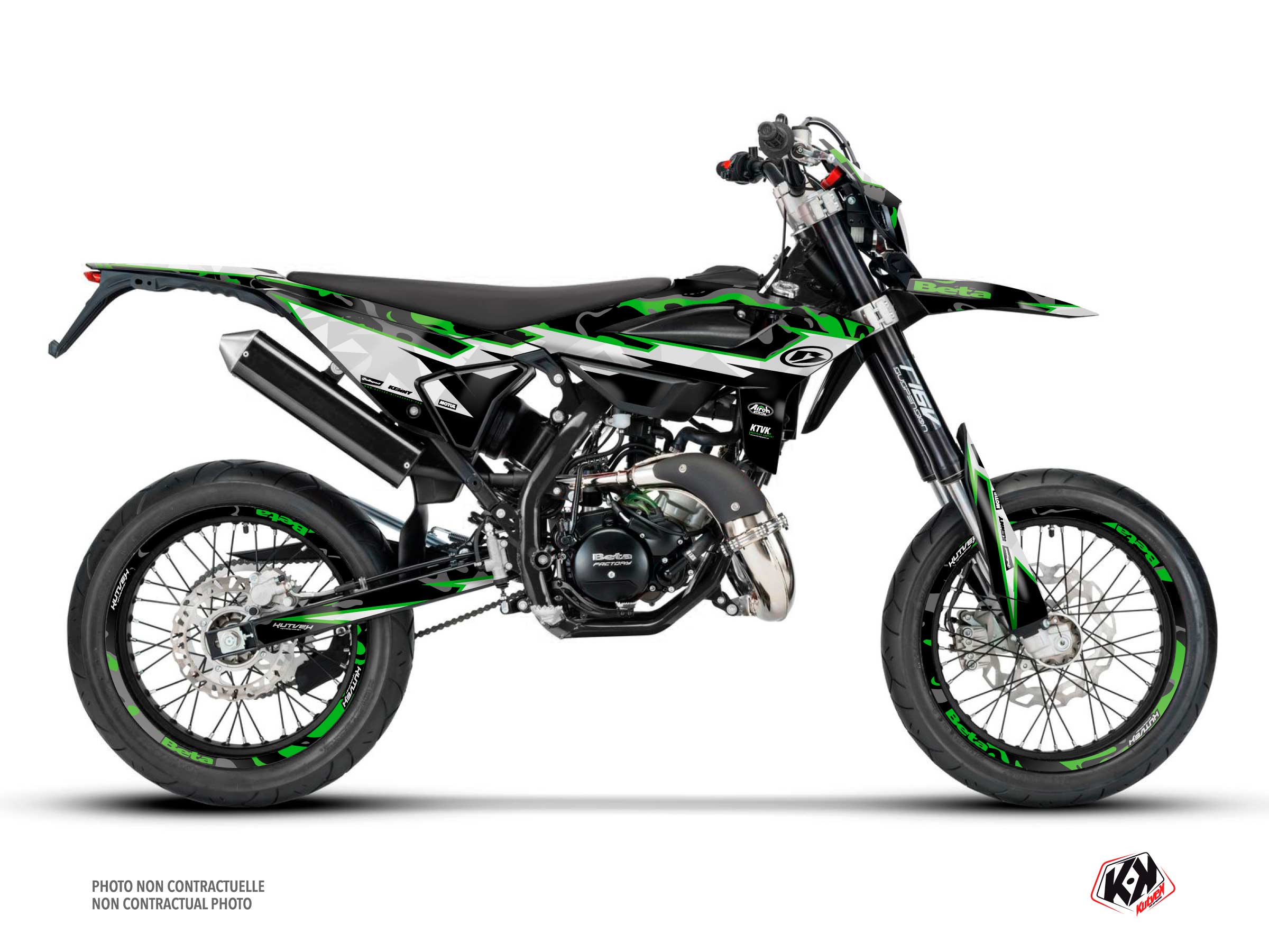 beta 50cc barbarian  graphic kit green