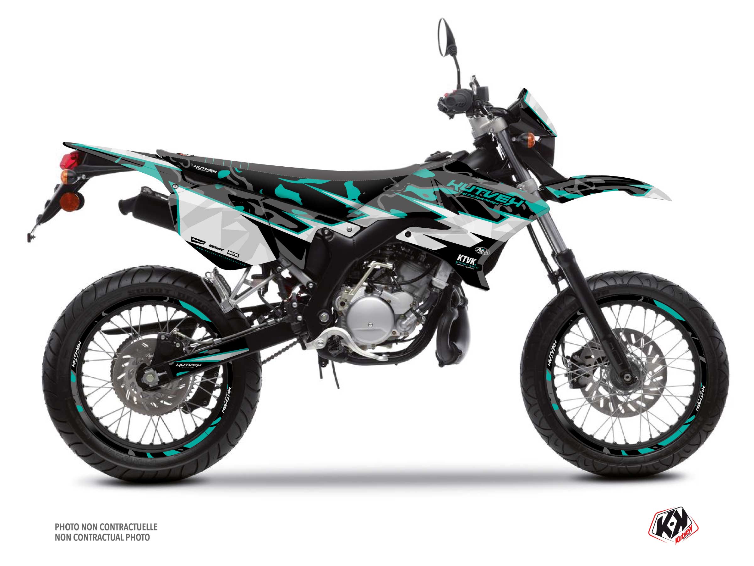 PACK BARBARIAN Graphic Kit + Seat Cover Yamaha DT 50 Turquoise